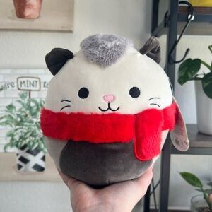 Squishmallows 8” NWT FTM Luanne the mouse